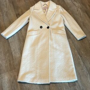 BCBGeneration cream coat Medium